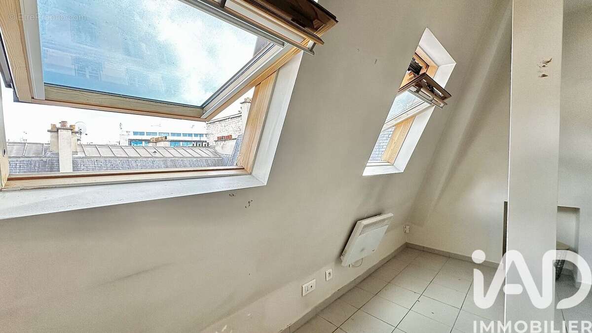 Photo 4 - Appartement à PARIS-8E