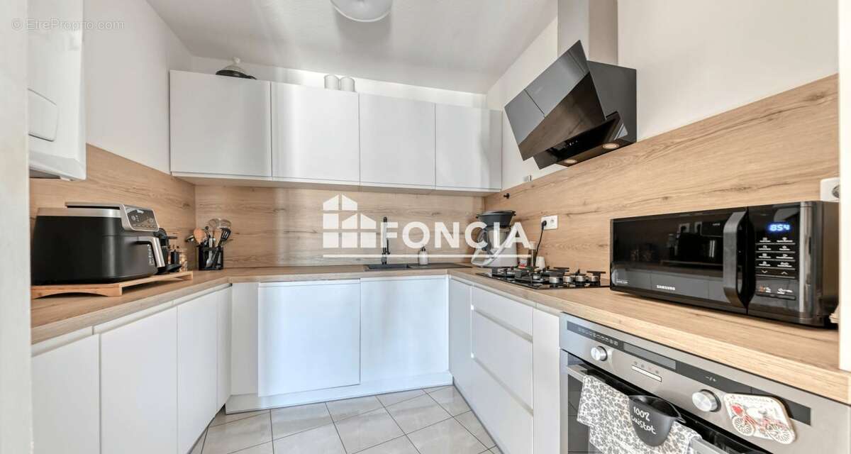 Appartement à LYON-7E