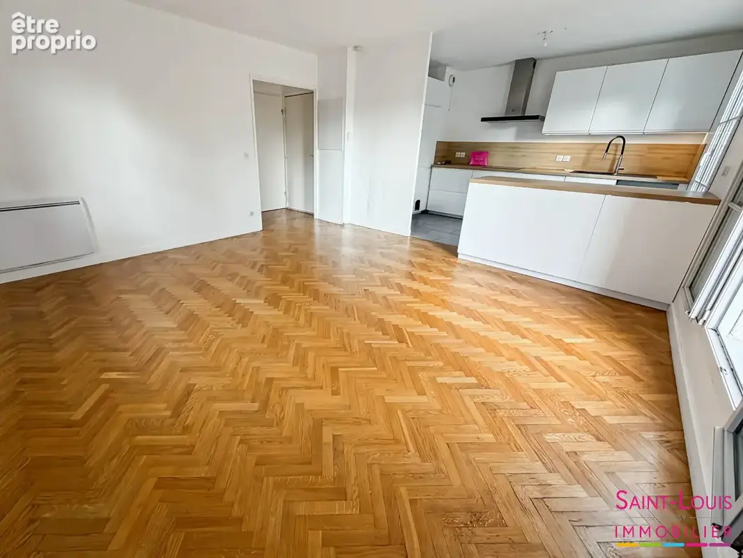Poissy 8minutes RER A - Noailles, Bel Appartement 3 pièces avec terrasse - photo 4