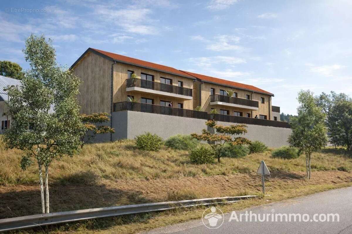 Appartement à LES HOPITAUX-VIEUX