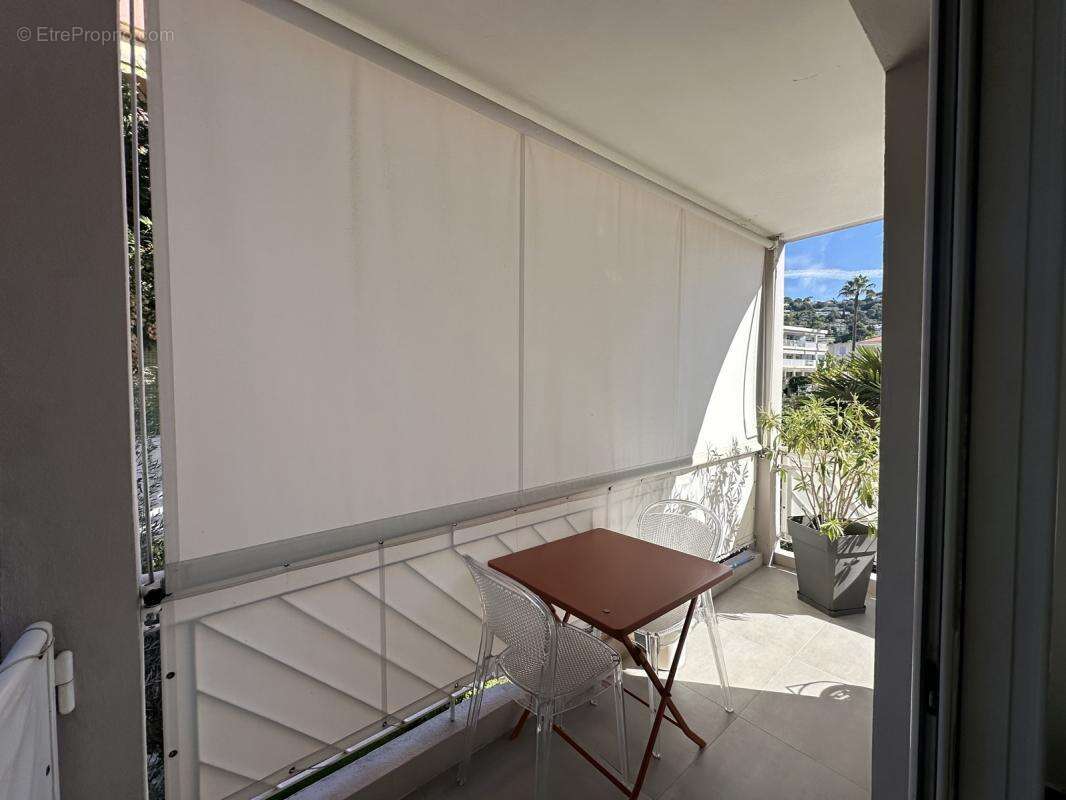 Appartement à LE CANNET