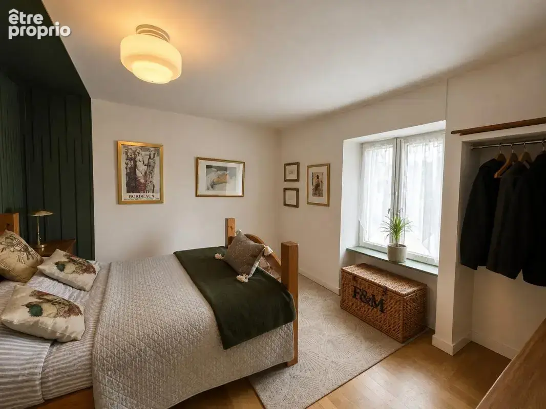 Maison de Village Rénovée de 4 Chambres avec Appartement Ind - photo 10