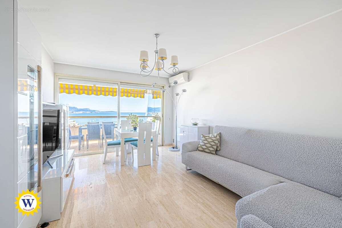 Appartement à VILLENEUVE-LOUBET