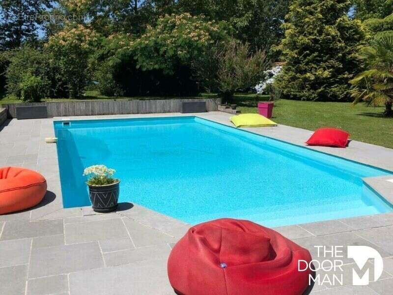 Maison à TREILLIERES