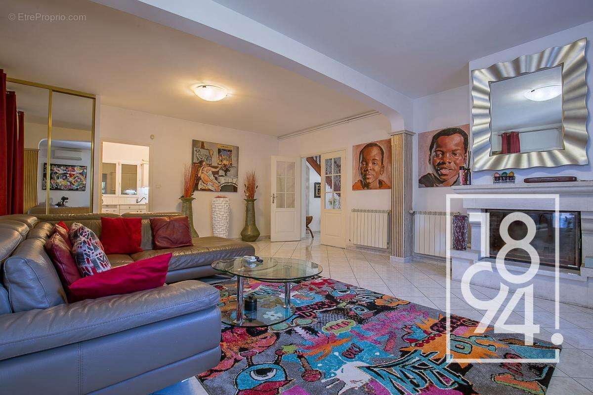 Maison à MARSEILLE-4E