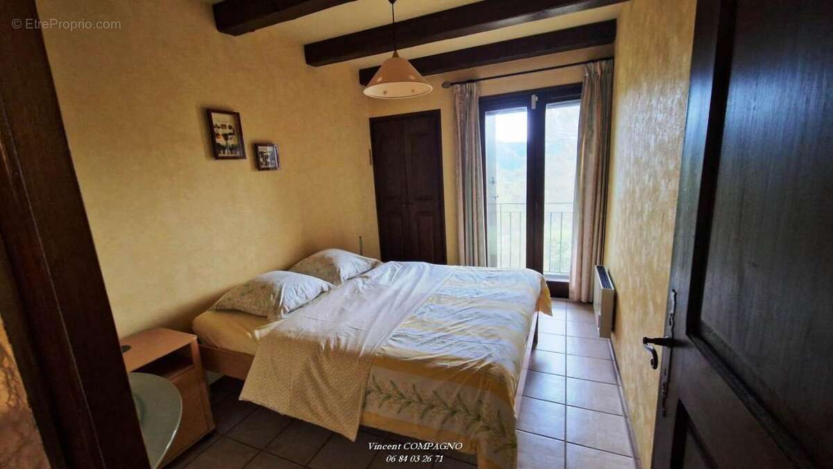 Maison à ESPARRON-DE-VERDON