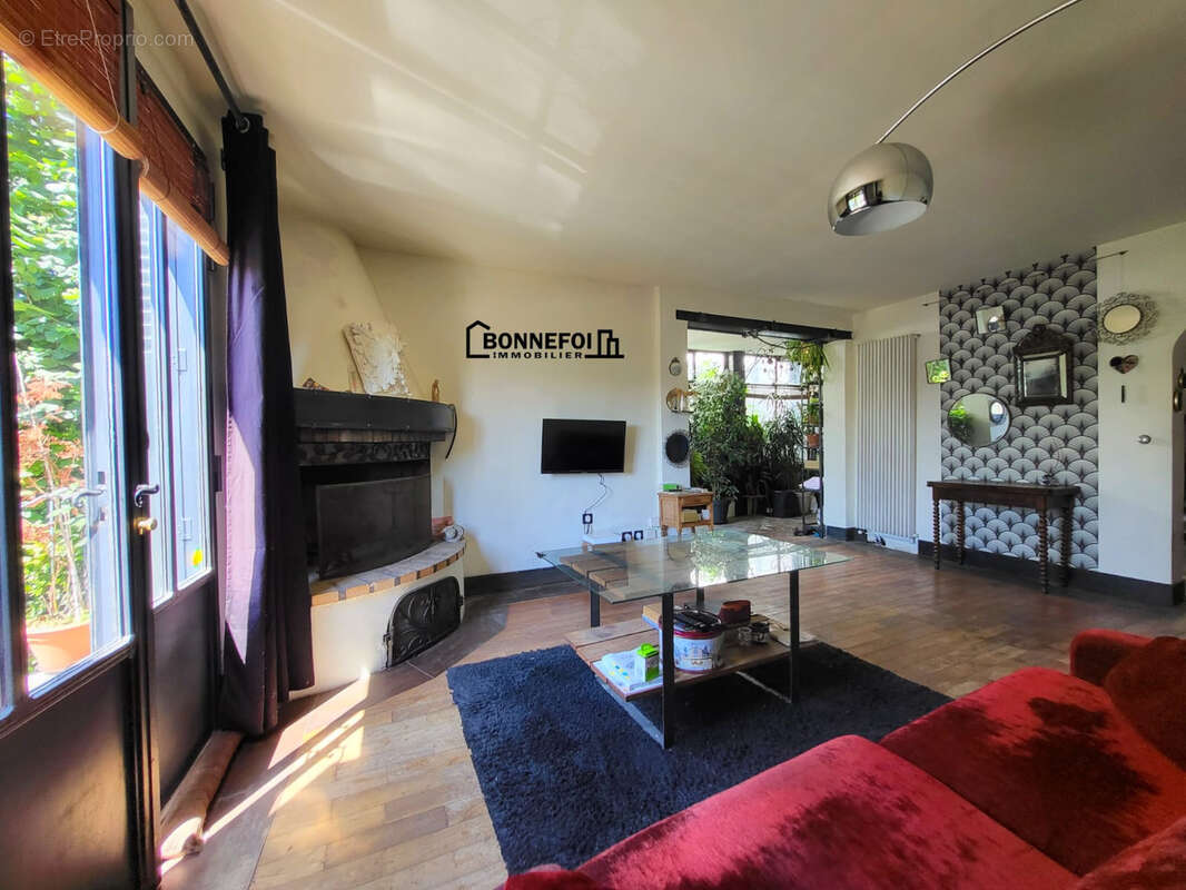 Maison à CHAMPIGNY-SUR-MARNE