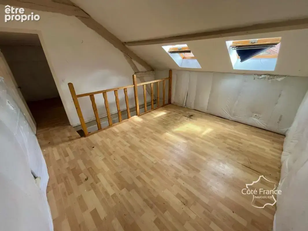 CLAMECY   Maison de 4 chambres rénovée avec jardin, cave et - photo 14