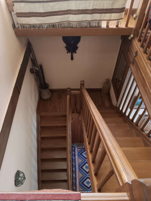 Maison à MONTAIGU-DE-QUERCY