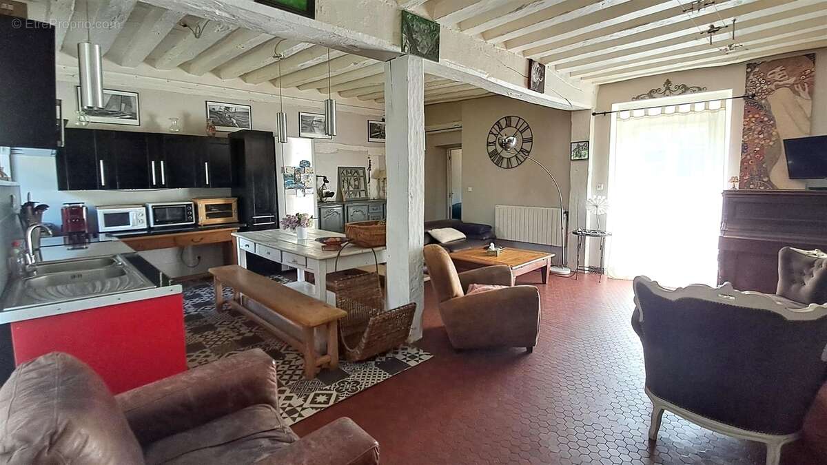 Maison à MAILLEBOIS