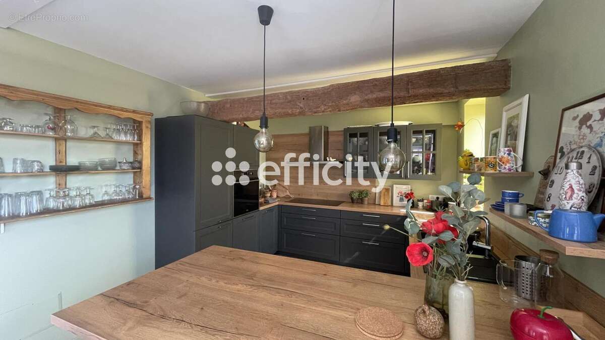 Maison 110 m² à Rustrel  - photo 18
