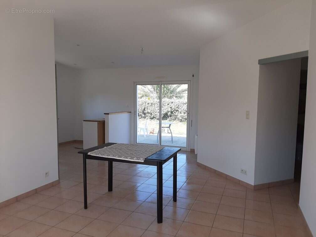 Maison à SALLERTAINE