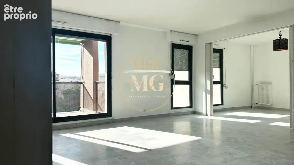 Appartement - 4 pièces - 82 m² - photo 2