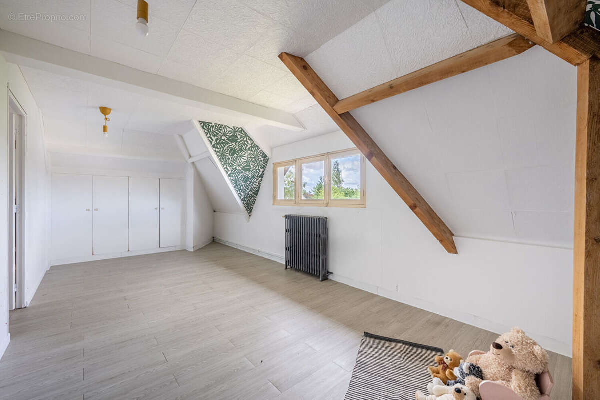 Maison Conflans Sainte Honorine 7 pièce(s) 187.67 m2 - photo 10
