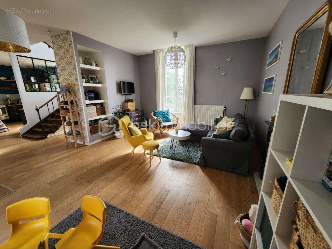 En Exclusivité, Maison de ville de 144m2 5 chambres - photo 10