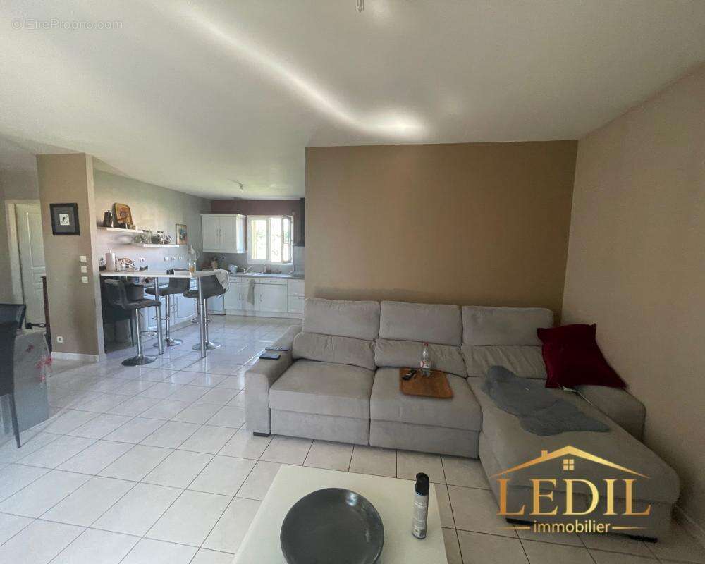 Maison à CASTELSARRASIN