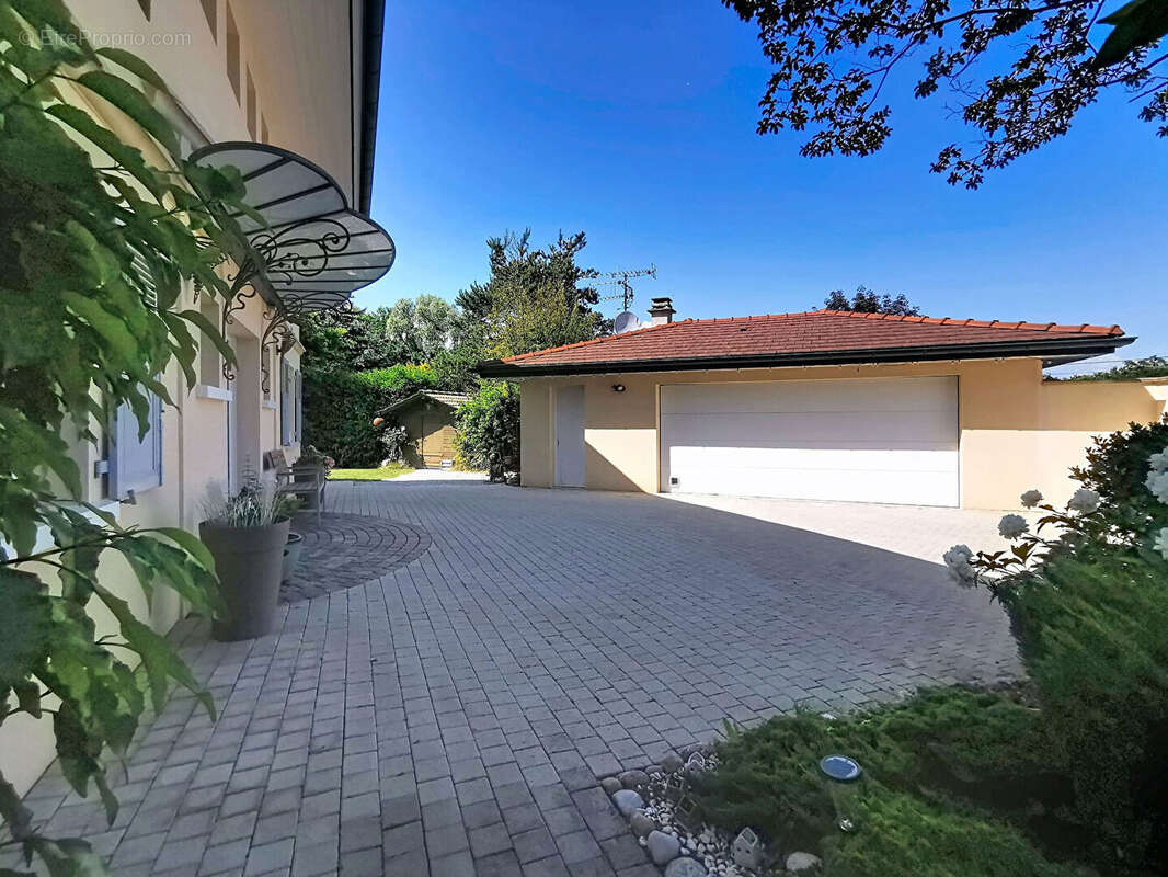 SCIEZ - Villa 168m² sur terrain 1500m² - photo 15