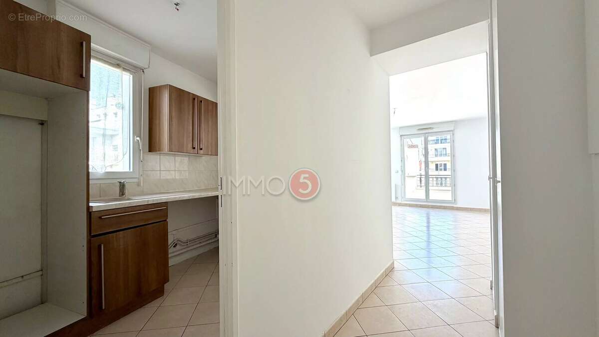 Appartement à VILLEMOMBLE