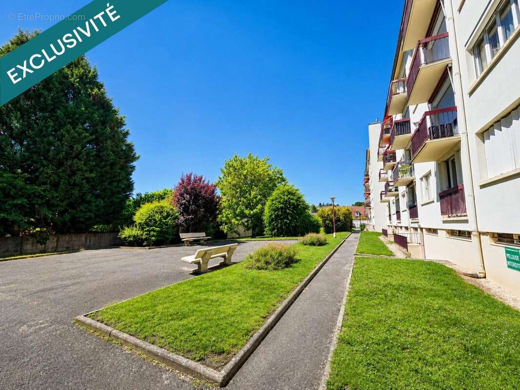 Photo 2 - Appartement à MARGNY-LES-COMPIEGNE