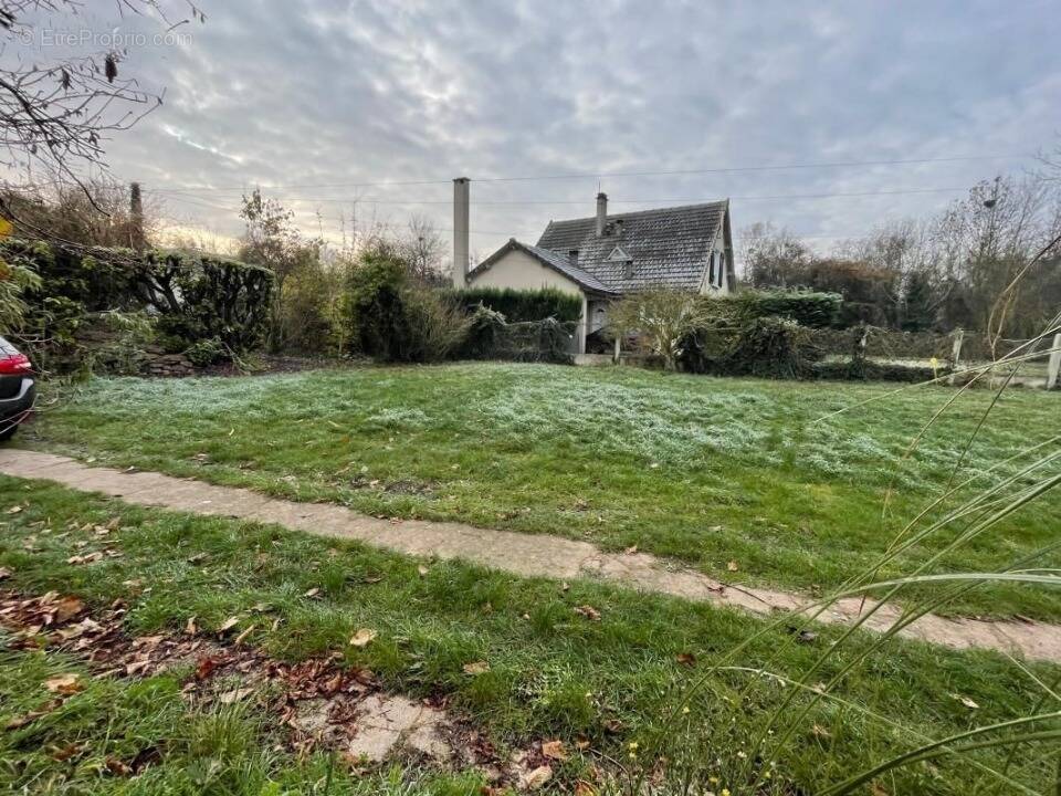 Terrain à ERAGNY