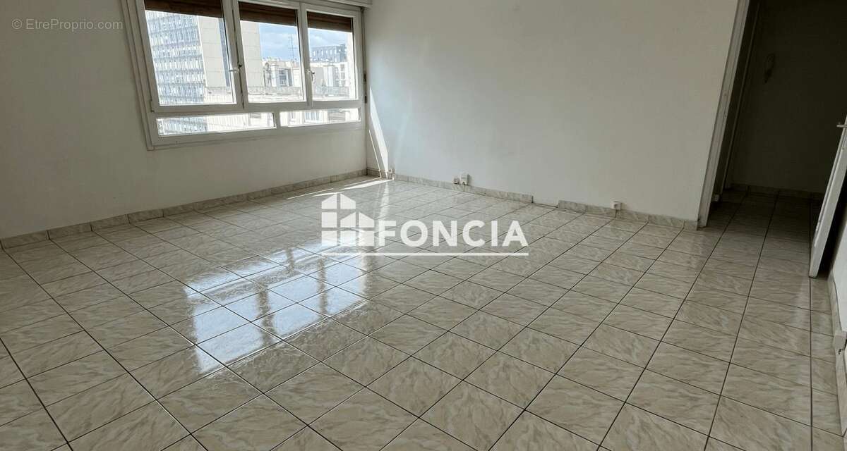 Appartement à SARCELLES
