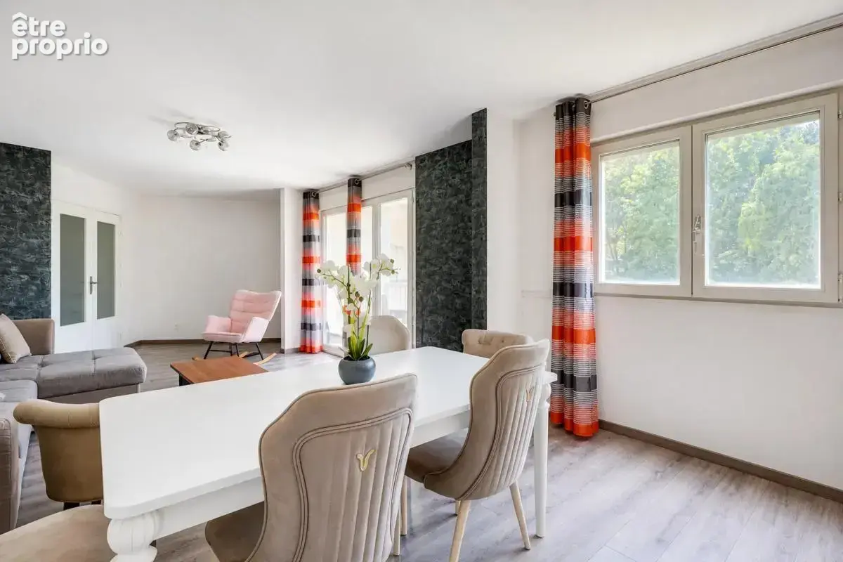 Appartement de 4 pièces de 98 m² à Villeurbanne - photo 4