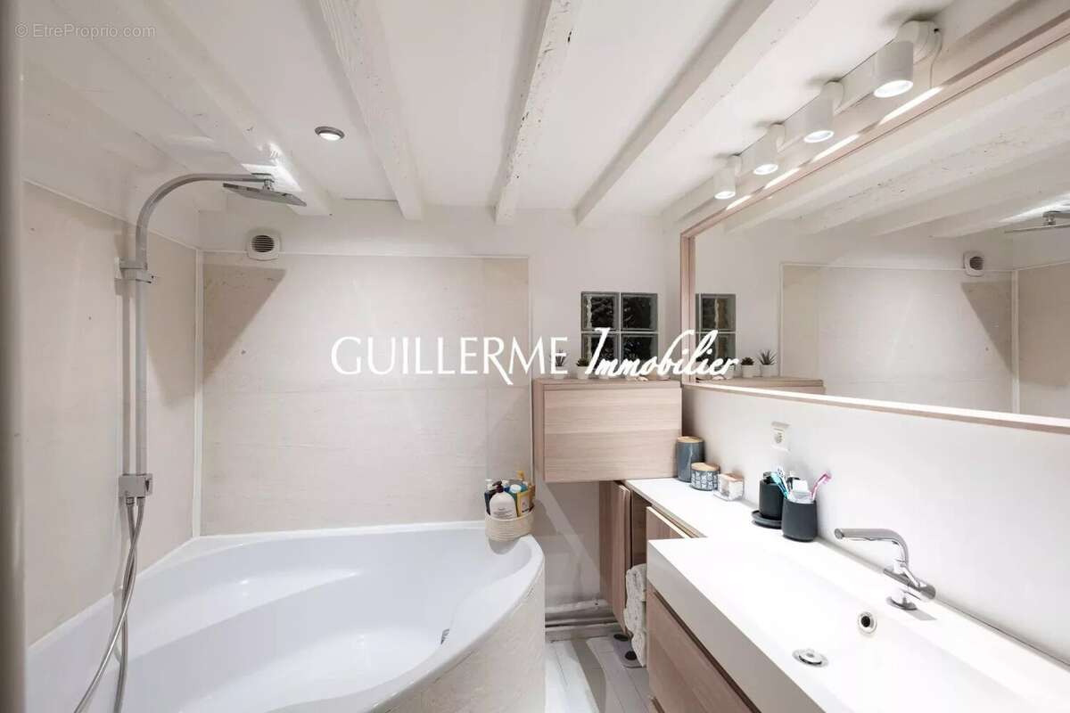 Appartement à LYON-2E