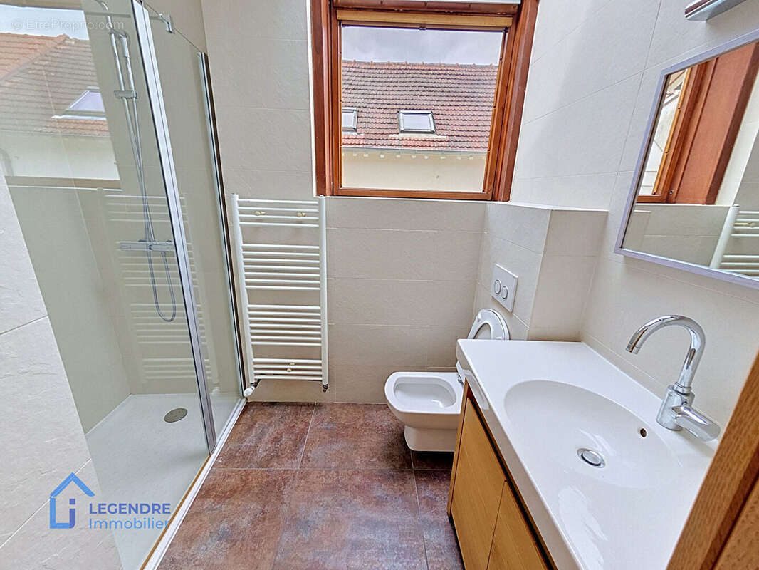 Herblay sur seine- exclusivite- plein centre ville- 5 minutes gare - photo 9