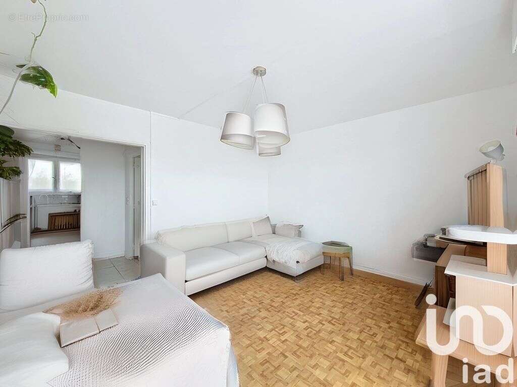 Photo 3 - Appartement à PETIT-COURONNE