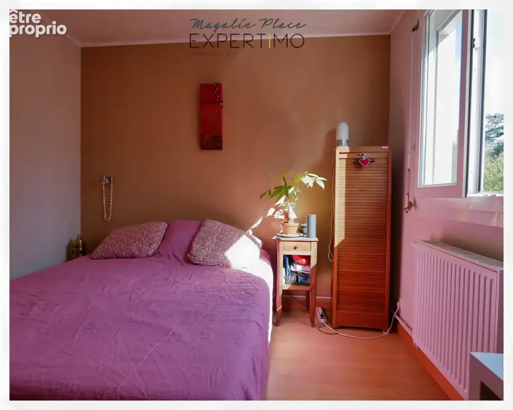 Appartement dans un environnement verdoyant calme avec cave et parking - photo 5