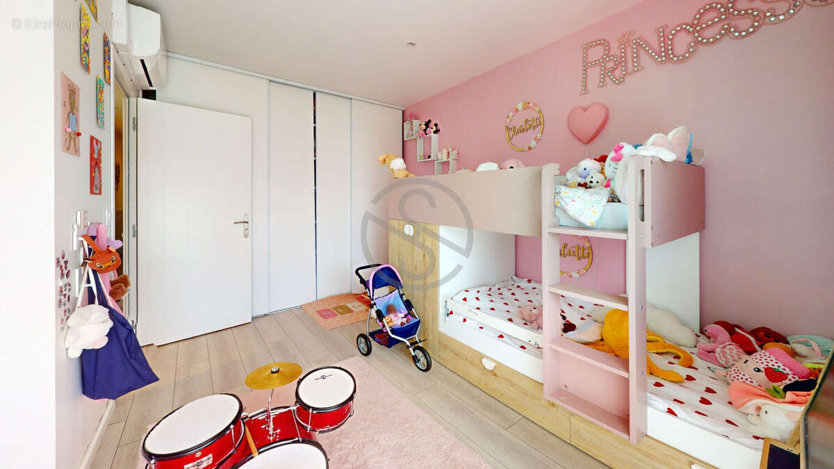 Maison à CHAMPIER