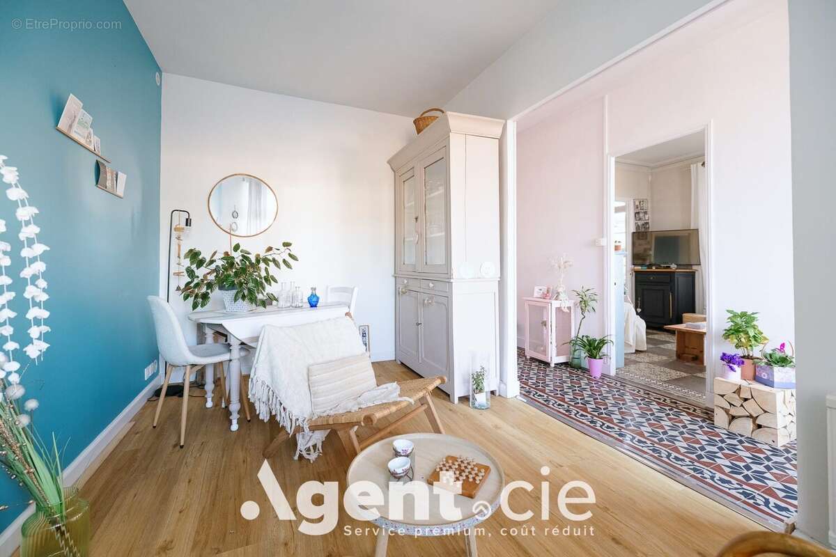 Maison à ARROMANCHES-LES-BAINS
