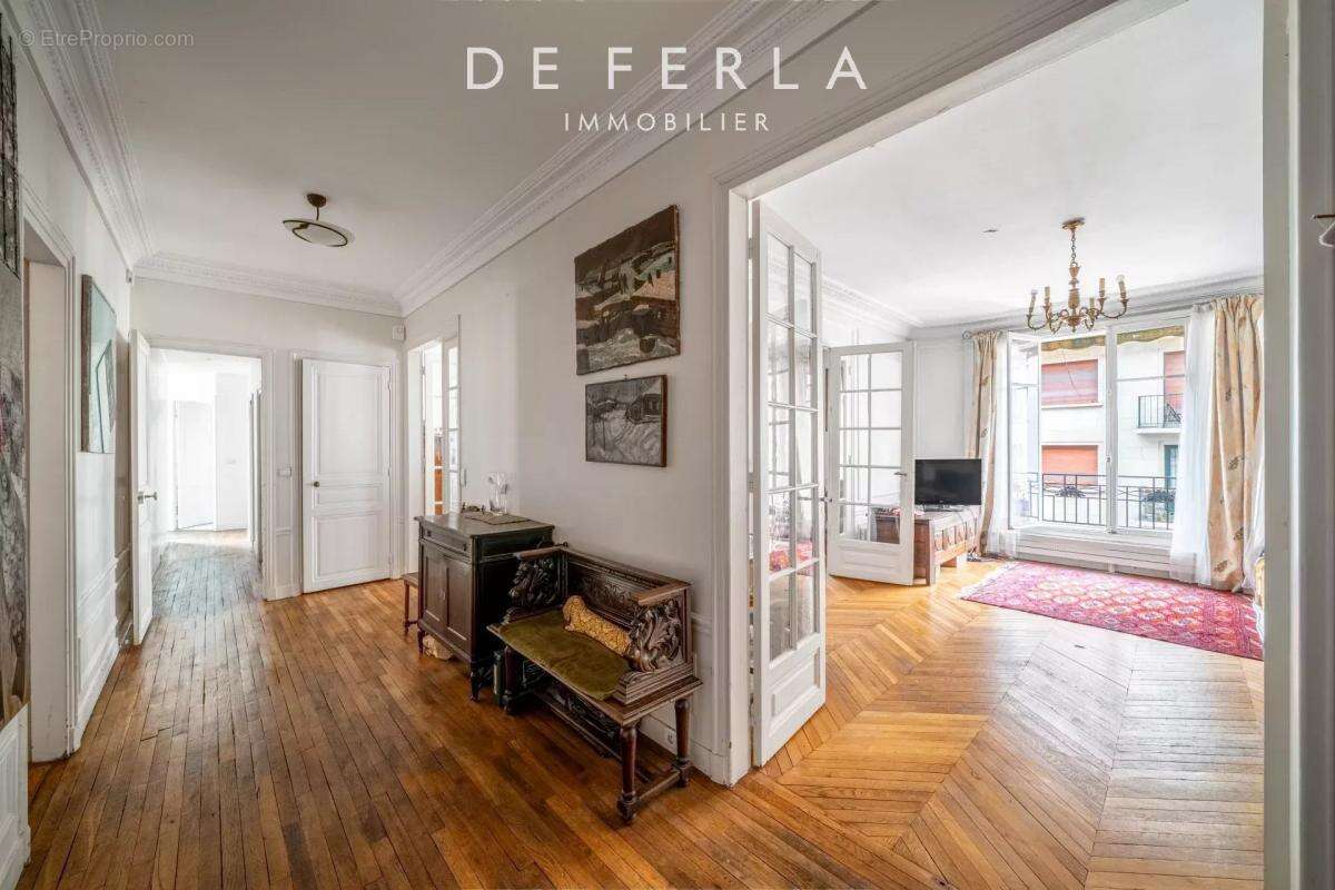 Appartement à PARIS-5E