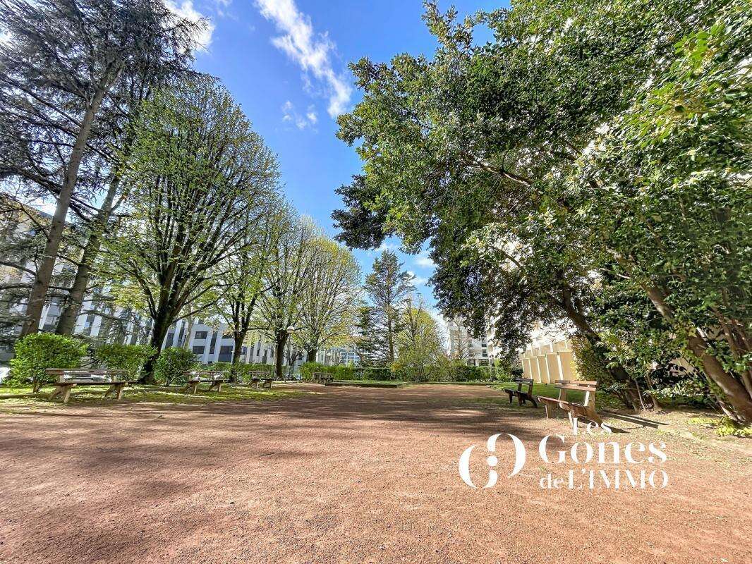 Appartement à LYON-8E