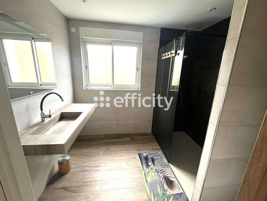 Maison à SAINTE-HERMINE