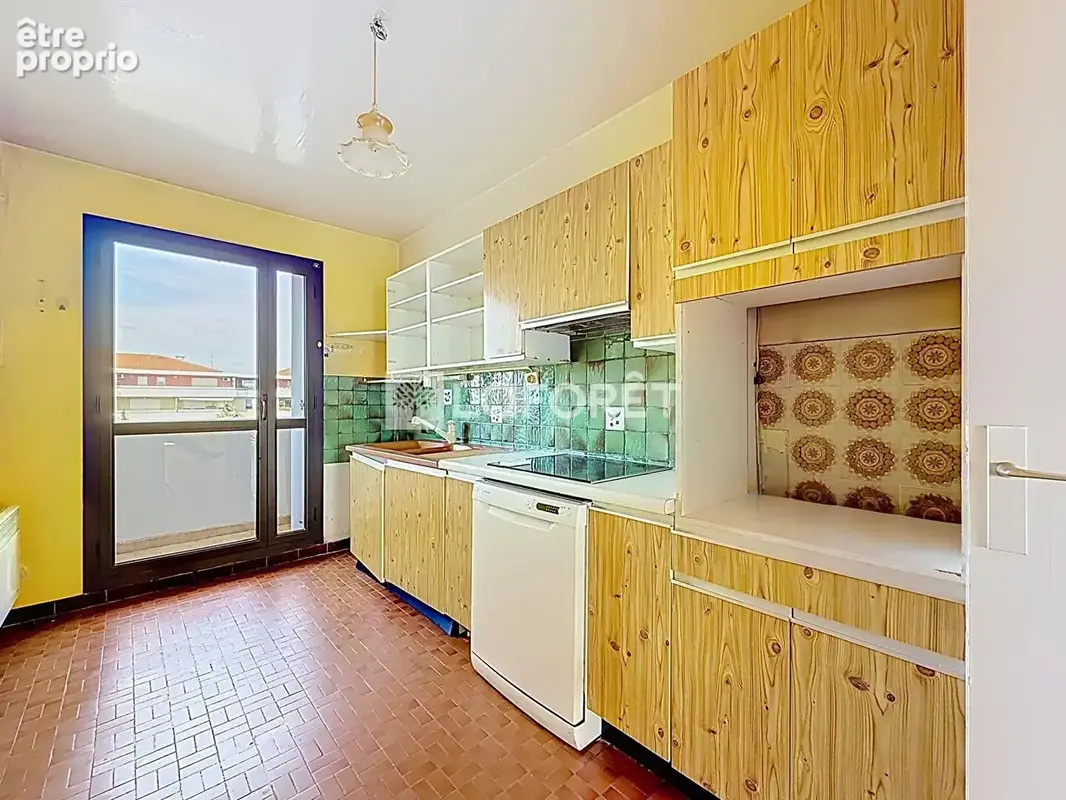 Appartement 4 pièces 85 m² à vendre - Marseille 12e Montolivet - Terrasse, dernier étage - photo 4