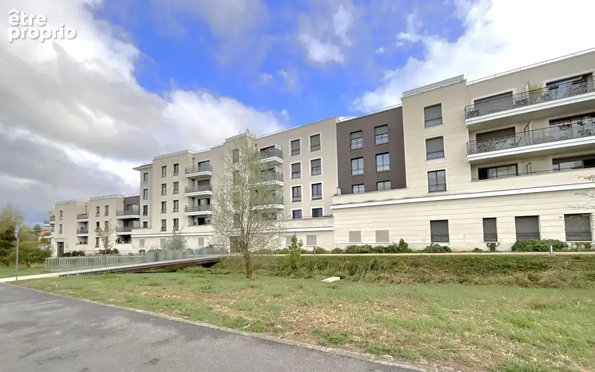 Magnifique 3 pièces avec terrasse et jardin - Résidence Franco Suisse 2020 ! - photo 8