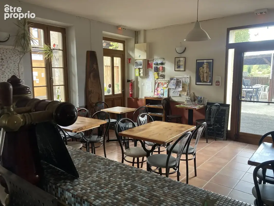 secteur Couiza, maison rénovée avec jardin, 4 chambres, 4 salles d'eau, sejour/salon 80m2, autres pièces et dé - photo 3
