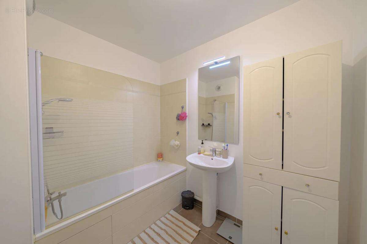 Appartement à MARSEILLE-13E