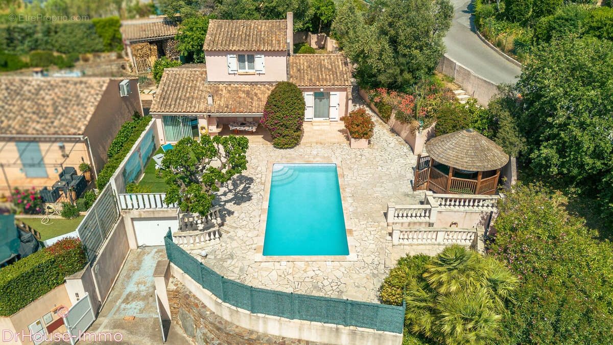 Maison à COGOLIN