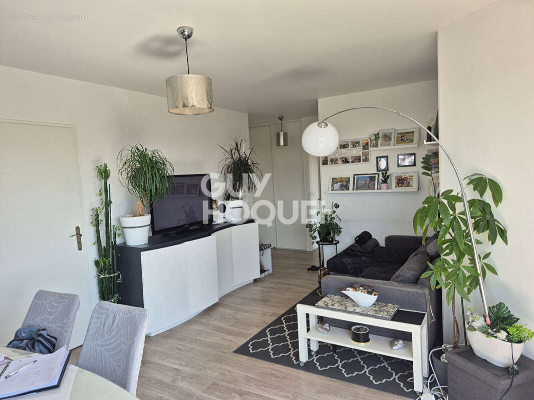 Appartement à LE BLANC-MESNIL
