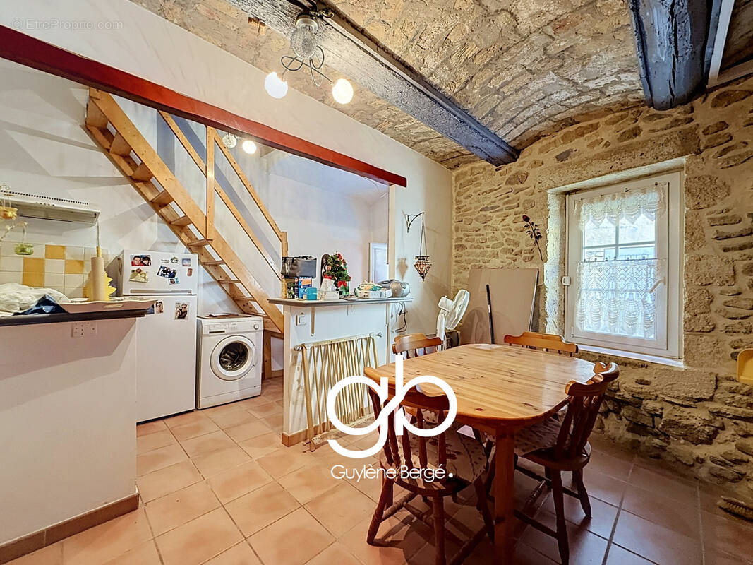 Maison à AUBAIS