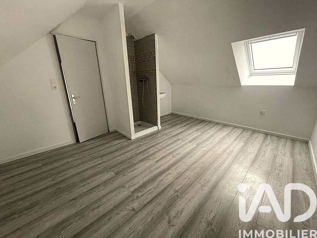 Maison 75 m² à Montigny-Le-Franc  - photo 5