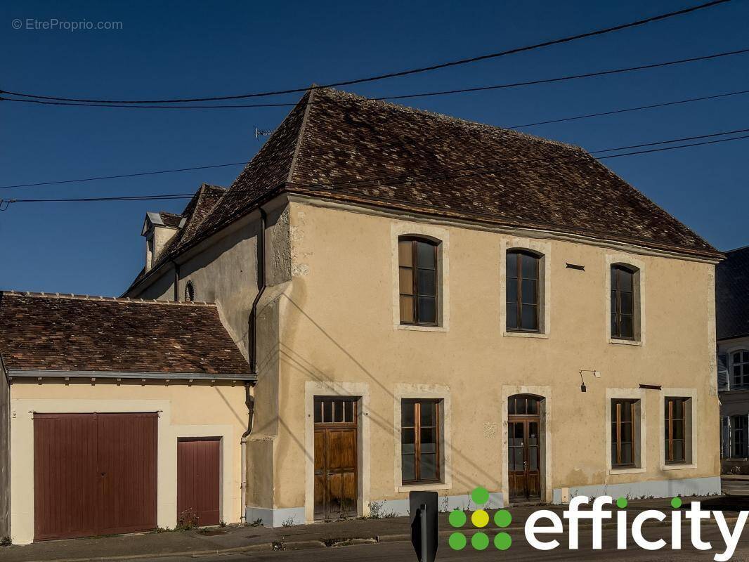 Maison à NOGENT-LE-ROTROU