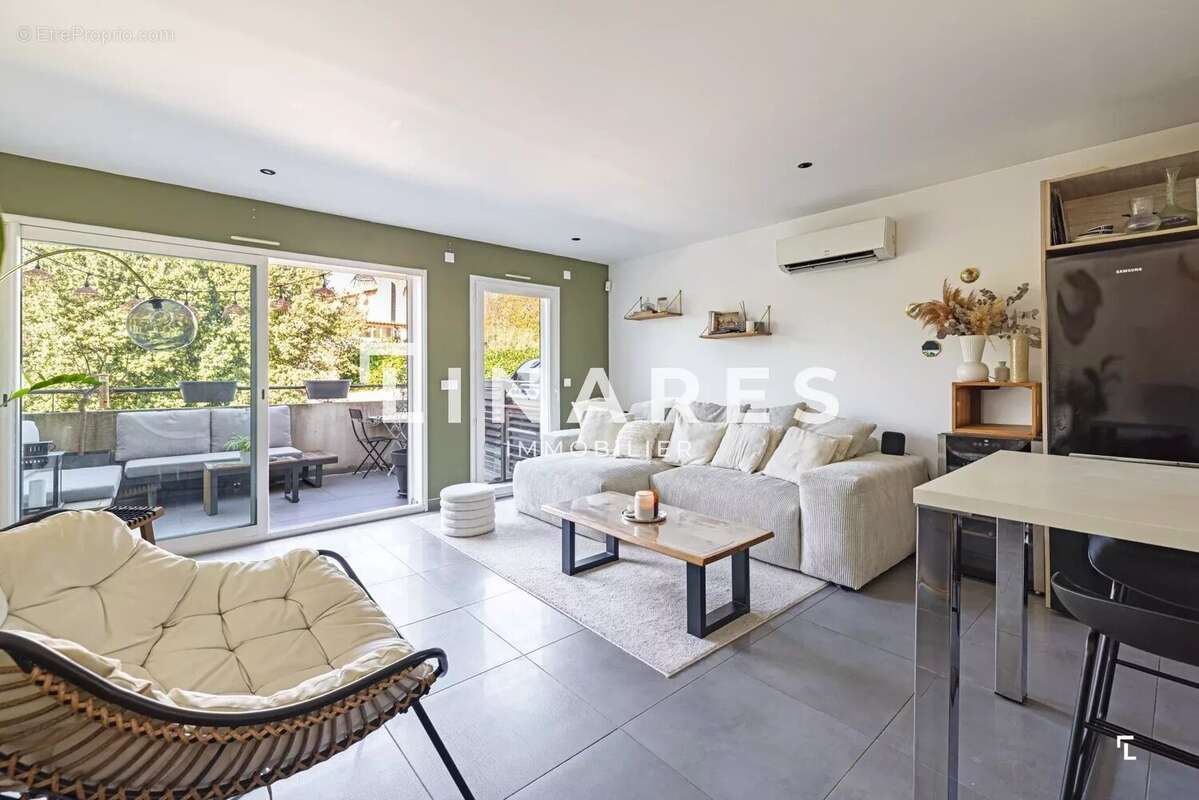 Appartement à MARSEILLE-12E