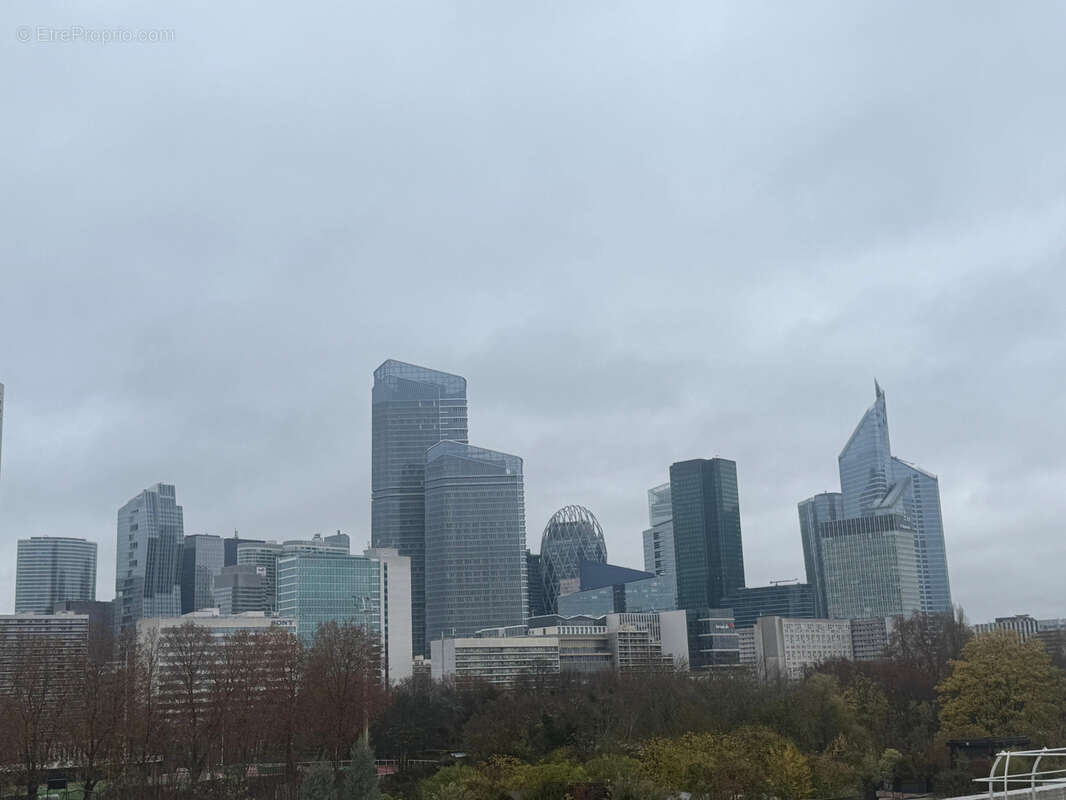 Appartement à NEUILLY-SUR-SEINE