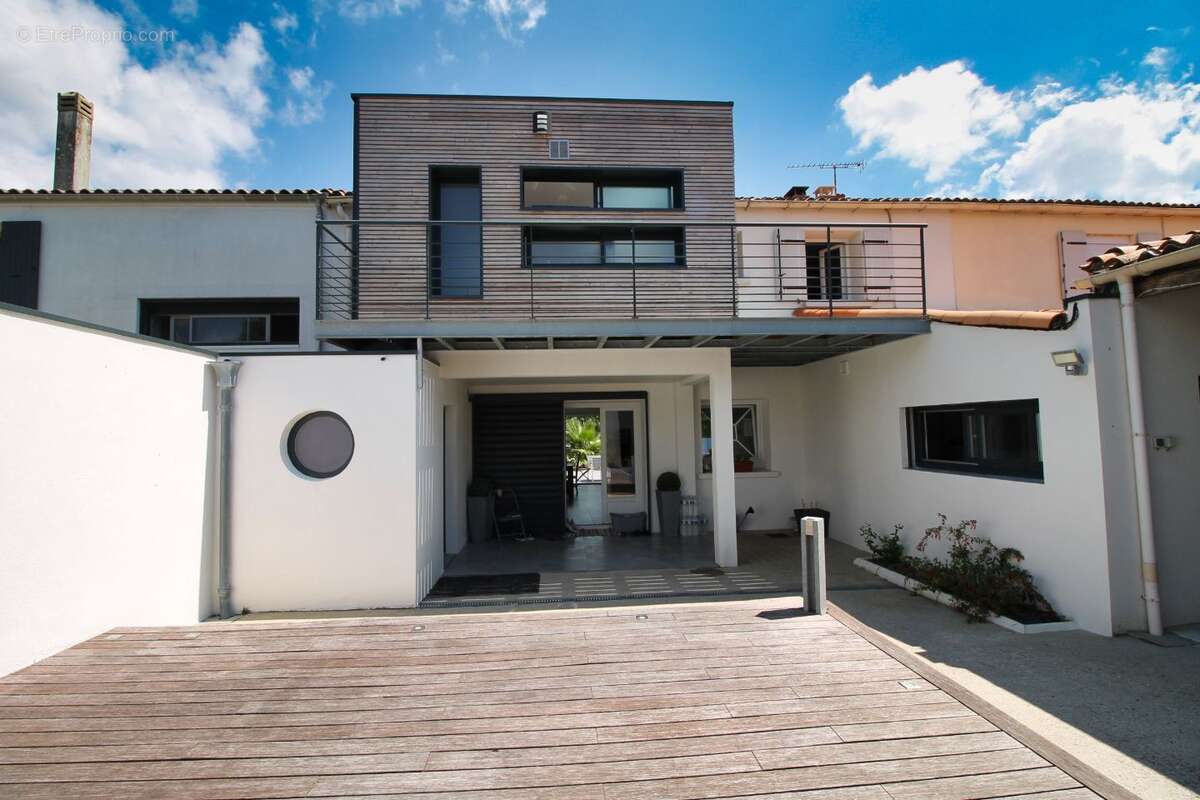 Maison à SAINT-SULPICE-DE-ROYAN