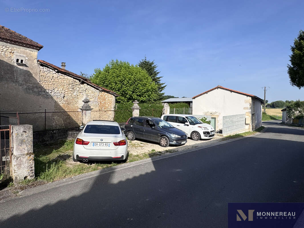 Petit prix et parfait etat - photo 17