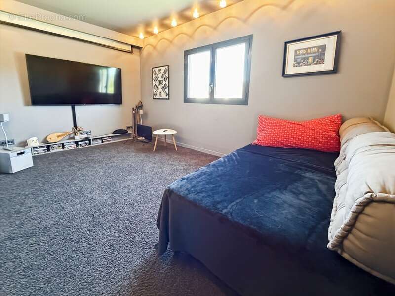 Maison à SAINT-MARTIN-DE-BOSCHERVILLE