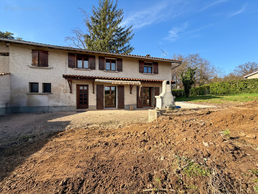 Maison à SAINTE-EUPHEMIE